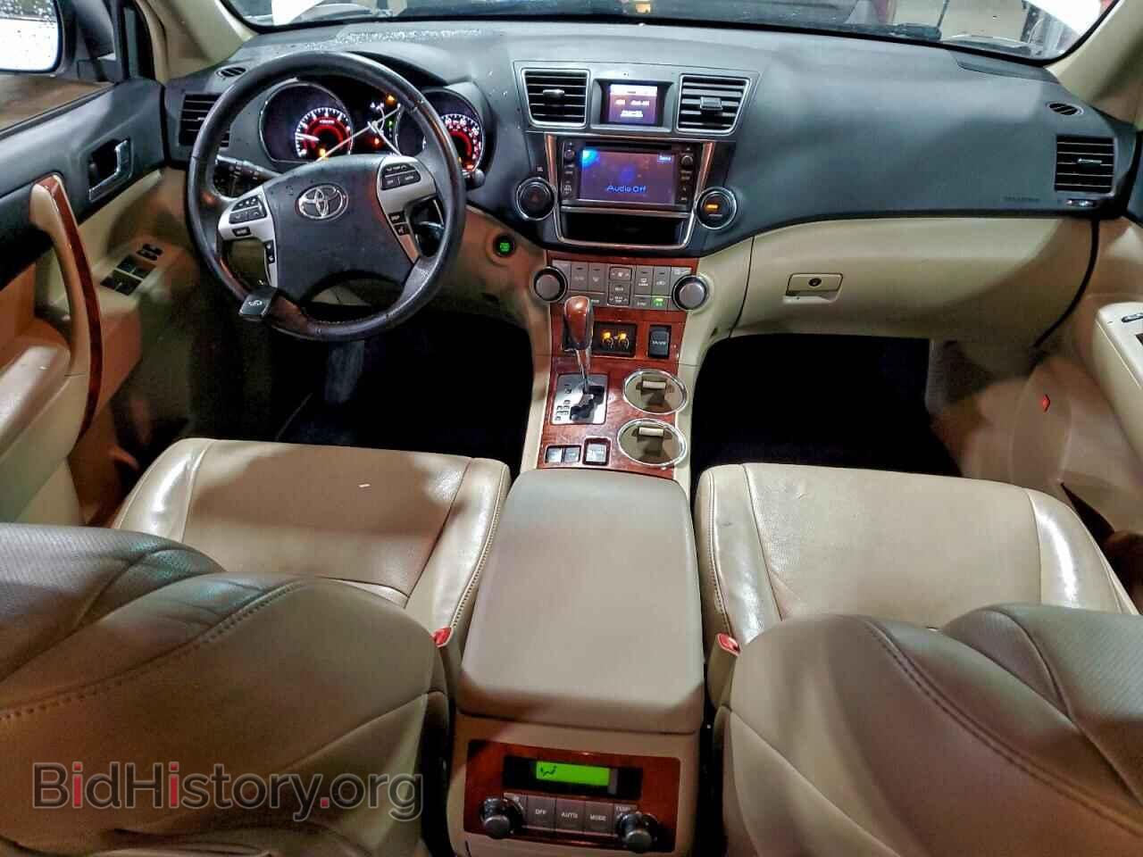 2013 TOYOTA HIGHLANDER - VIN: 5TDDK3EH8DS190404 - Фото 8