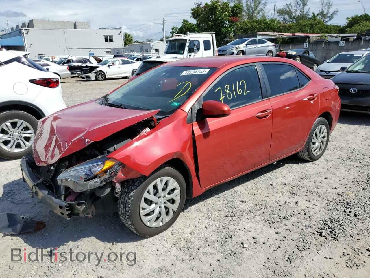 Фотография 5YFBURHE5HP677290 - TOYOTA COROLLA 2017