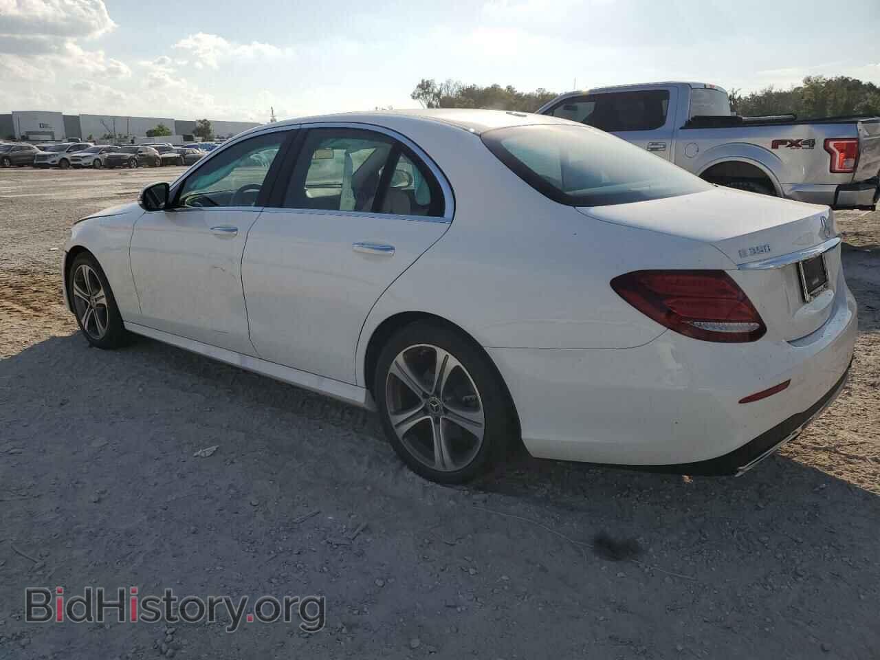 2020 MERCEDES-BENZ E-CLASS - VIN: WDDZF8DB0LA718846 - Фото 2