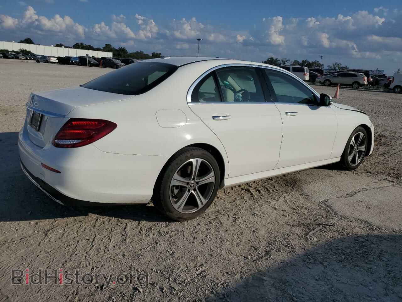 2020 MERCEDES-BENZ E-CLASS - VIN: WDDZF8DB0LA718846 - Фото 3