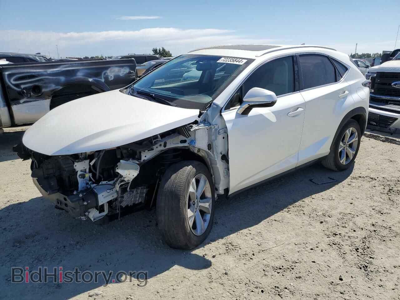 Photo JTJYARBZ3H2056236 - LEXUS NX 2017