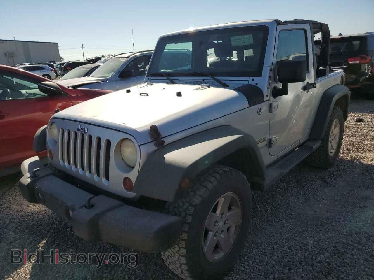Photo 1J4GA2D15BL612586 - JEEP WRANGLER 2011