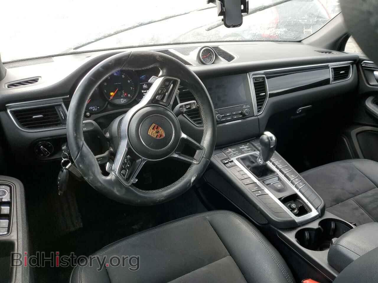 2017 PORSCHE MACAN - VIN: WP1AA2A59HLB04647 - Photo 8