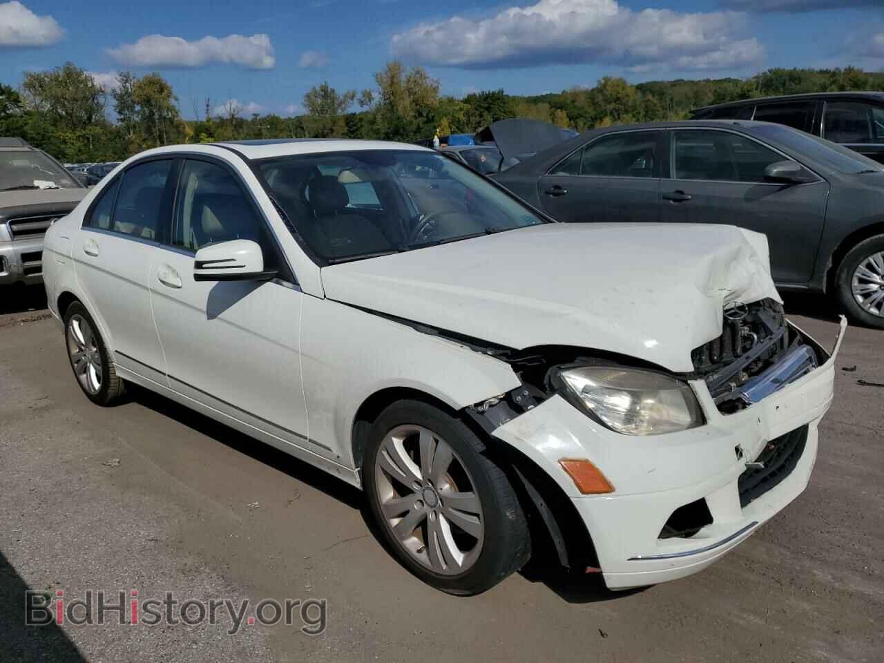 2011 MERCEDES-BENZ C-CLASS - VIN: WDDGF8BB4BR139613 - Фото 4