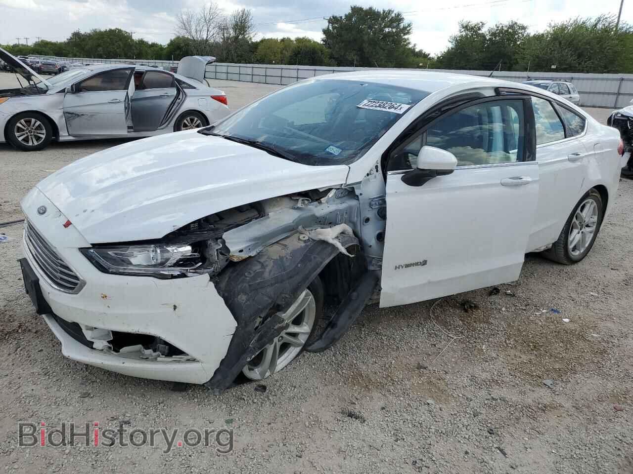 Photo 3FA6P0LU9JR141449 - FORD FUSION 2018