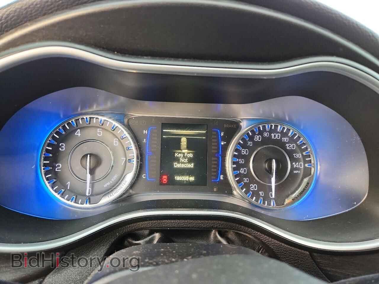 2016 CHRYSLER 200 - VIN: 1C3CCCAB8GN165771 - Фото 9