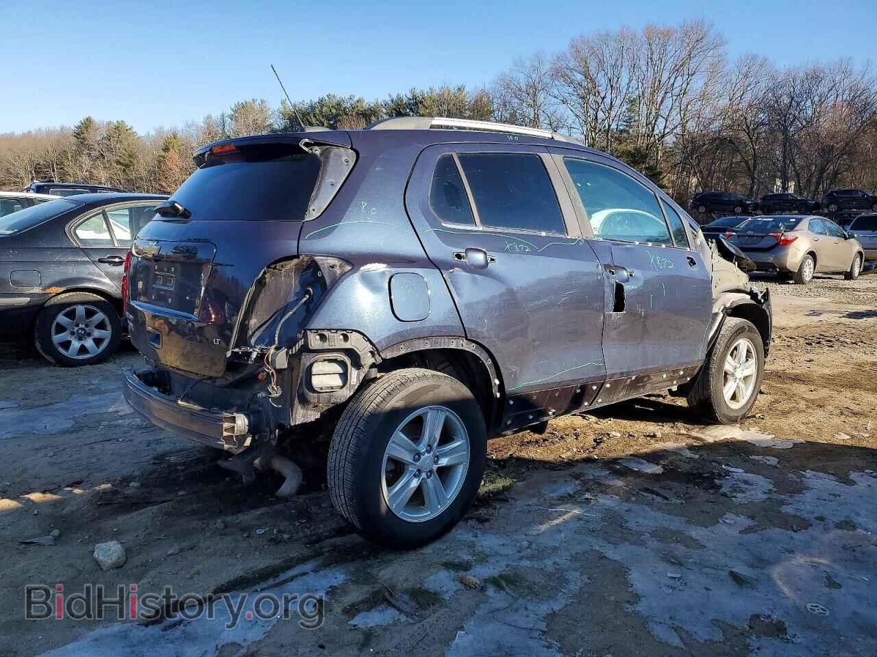 2018 CHEVROLET TRAX - VIN: 3GNCJPSB3JL402091 - Фото 3