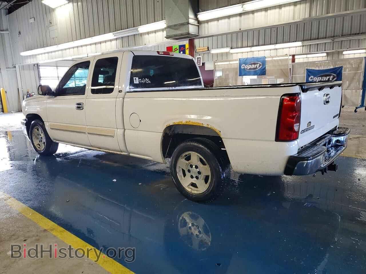 2005 CHEVROLET SILVERADO - VIN: 2GCEC19T651392820 - Фото 2