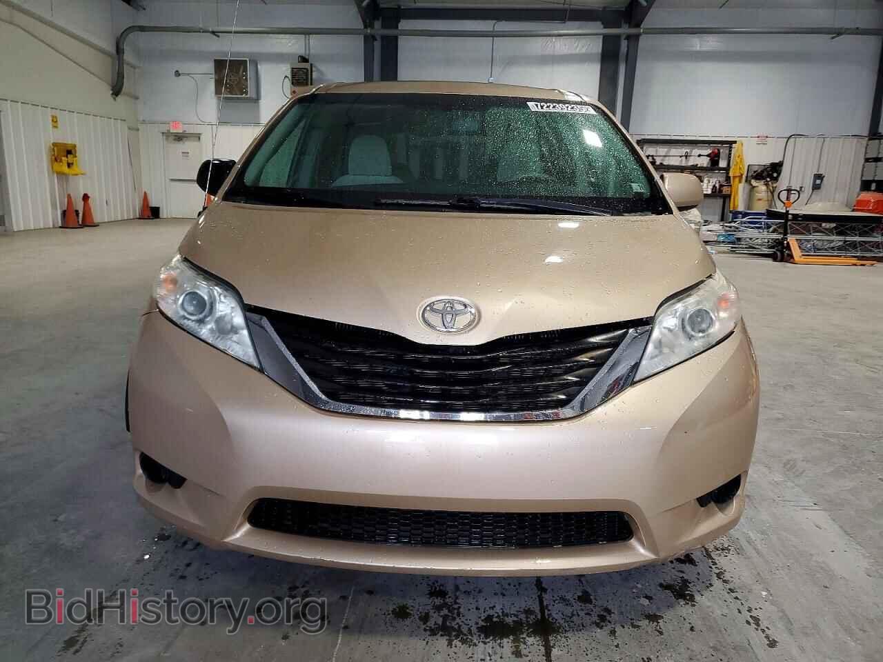 2011 TOYOTA All Models - VIN: 5TDJK3DC0BS016722 - Фото 5