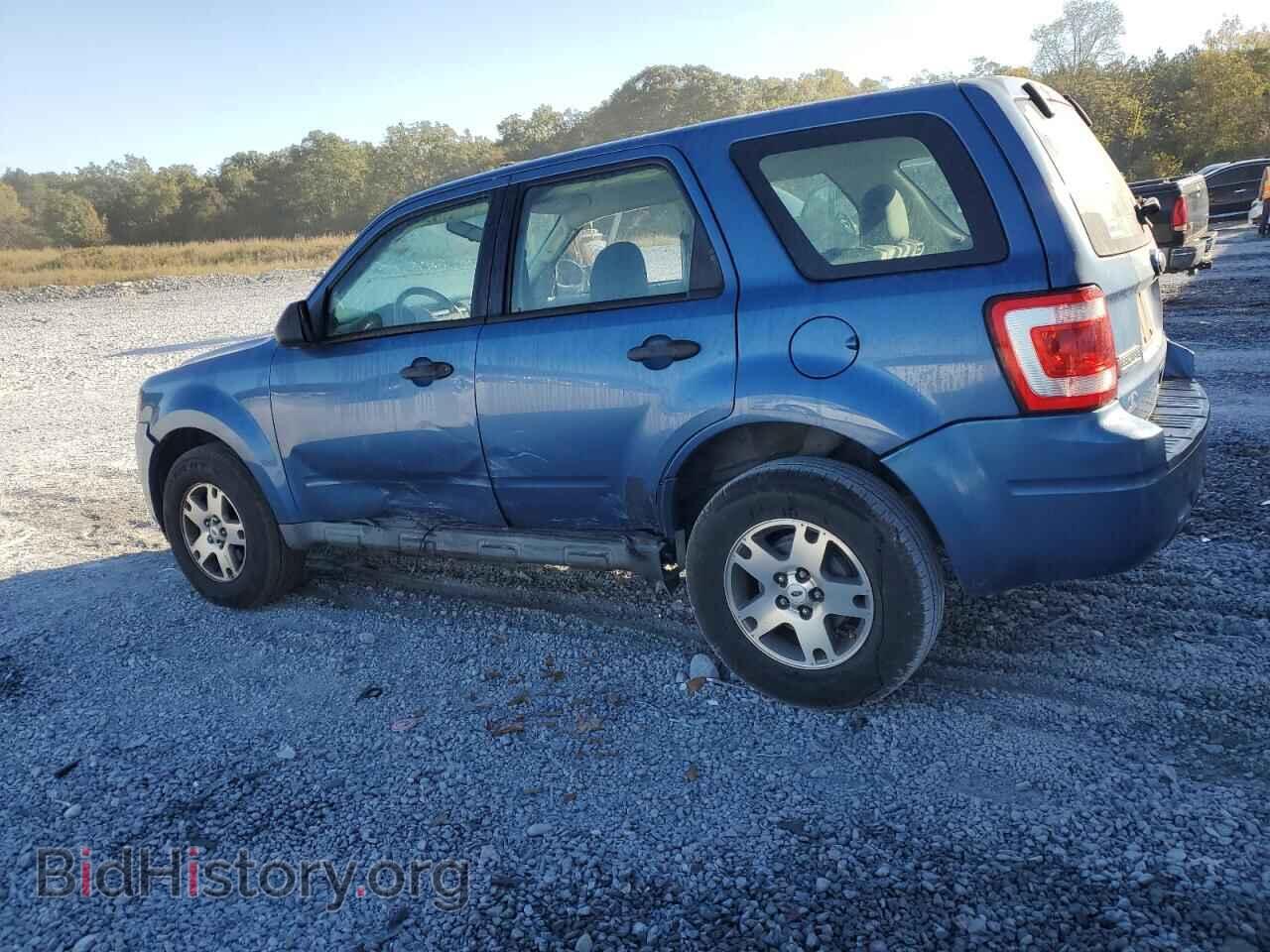 2010 FORD ESCAPE - VIN: 1FMCU0C70AKA42776 - Фото 2