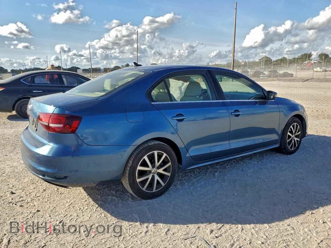 2017 VOLKSWAGEN JETTA - VIN: 3VWDB7AJ8HM387382 - Фото 3