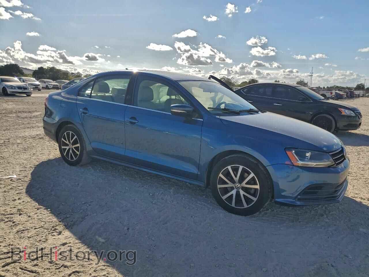 2017 VOLKSWAGEN JETTA - VIN: 3VWDB7AJ8HM387382 - Фото 4