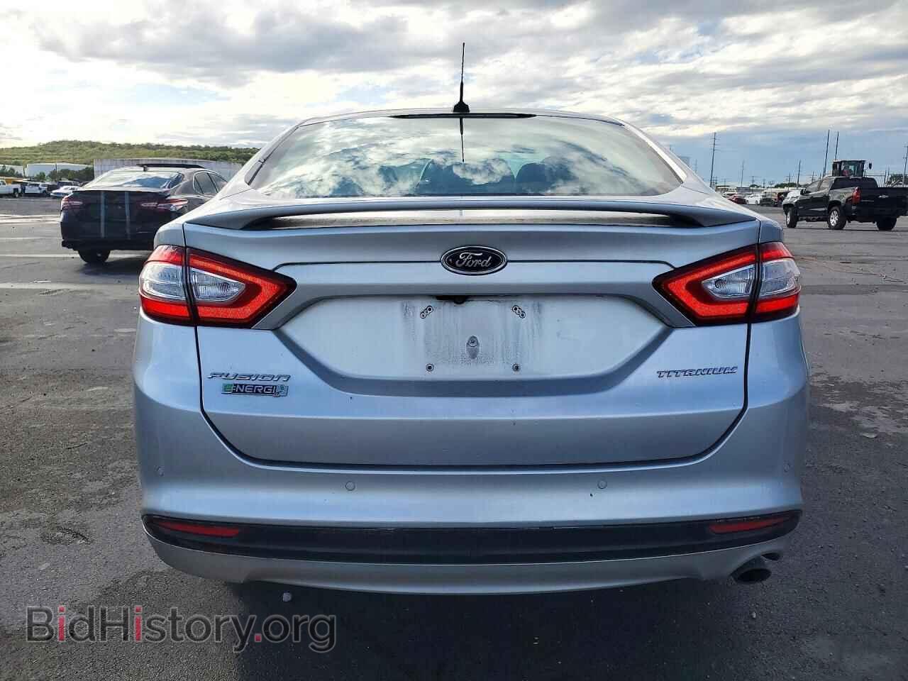 2016 Ford FUSION (VIN 3FA6P0SU7GR196590) — фото 6 из 12