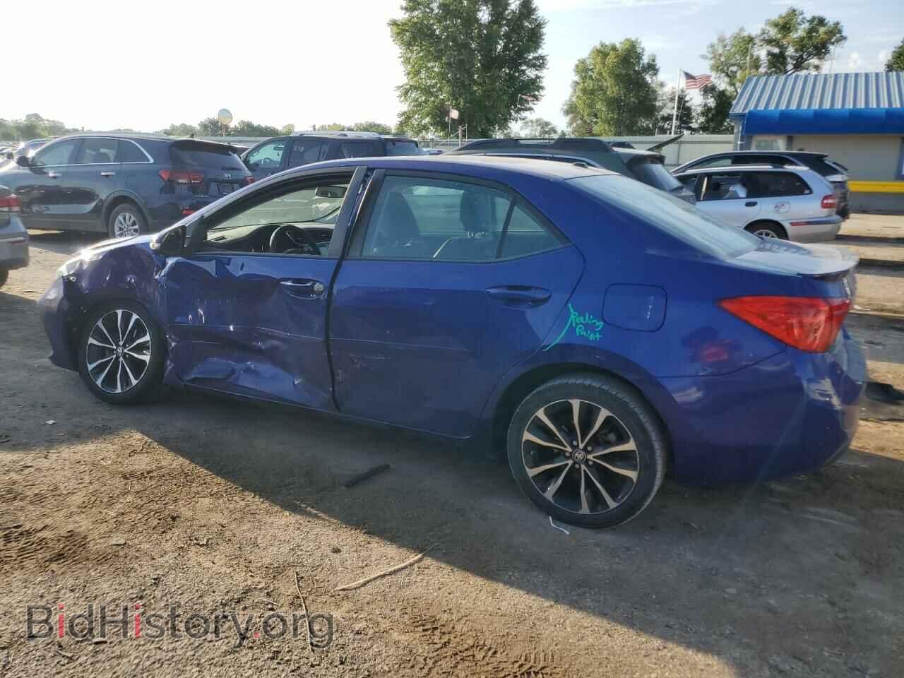 2017 TOYOTA COROLLA - VIN: 5YFBURHE4HP592876 - Фото 2