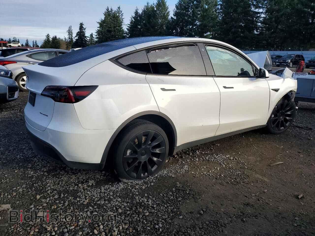 2023 TESLA MODEL Y - VIN: 7SAYGDEE4PF690425 - Photo 3