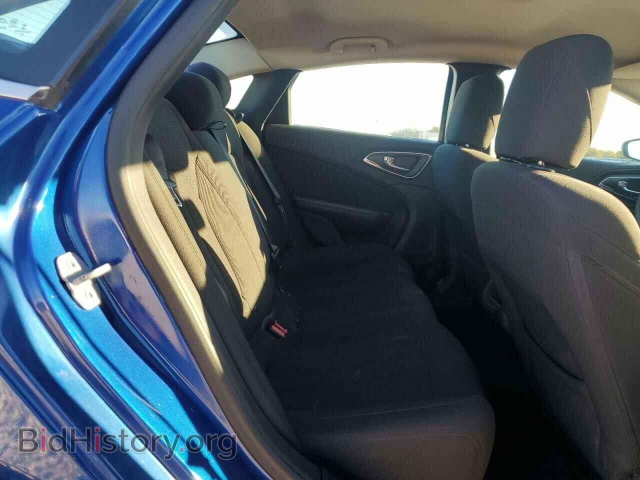 2015 CHRYSLER 200 - VIN: 1C3CCCAB5FN507613 - Фото 10