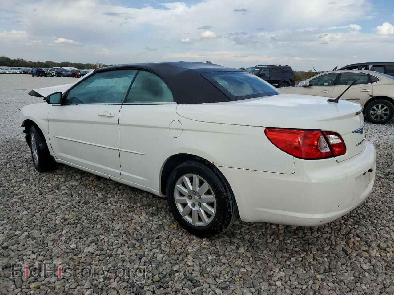 2008 CHRYSLER SEBRING - VIN: 1C3LC45K58N209209 - Фото 2