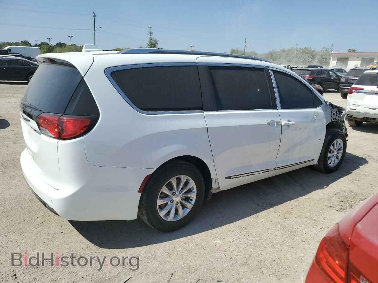 2018 CHRYSLER PACIFICA - VIN: 2C4RC1BG3JR278932 - Фото 3