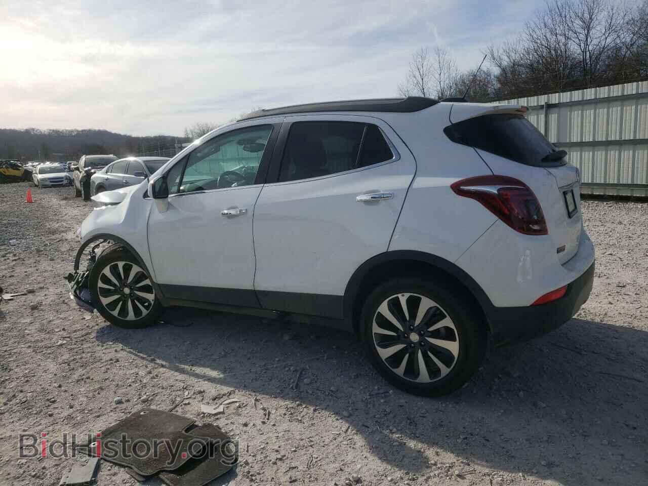 2022 BUICK ENCORE - VIN: KL4CJASM6NB530558 - Photo 2