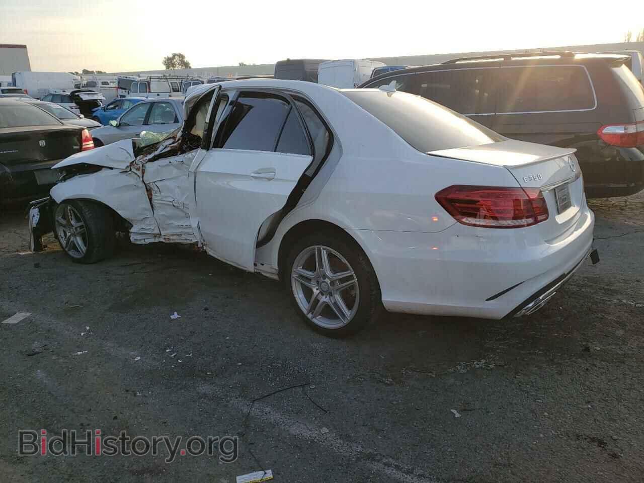 2014 MERCEDES-BENZ E-CLASS - VIN: WDDHF5KB7EA809466 - Фото 2