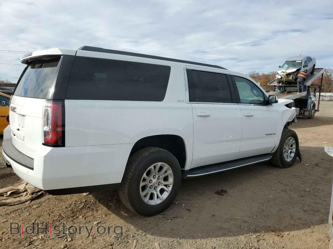 2019 GMC YUKON - VIN: 1GKS2FKC7KR117977 - Фото 3