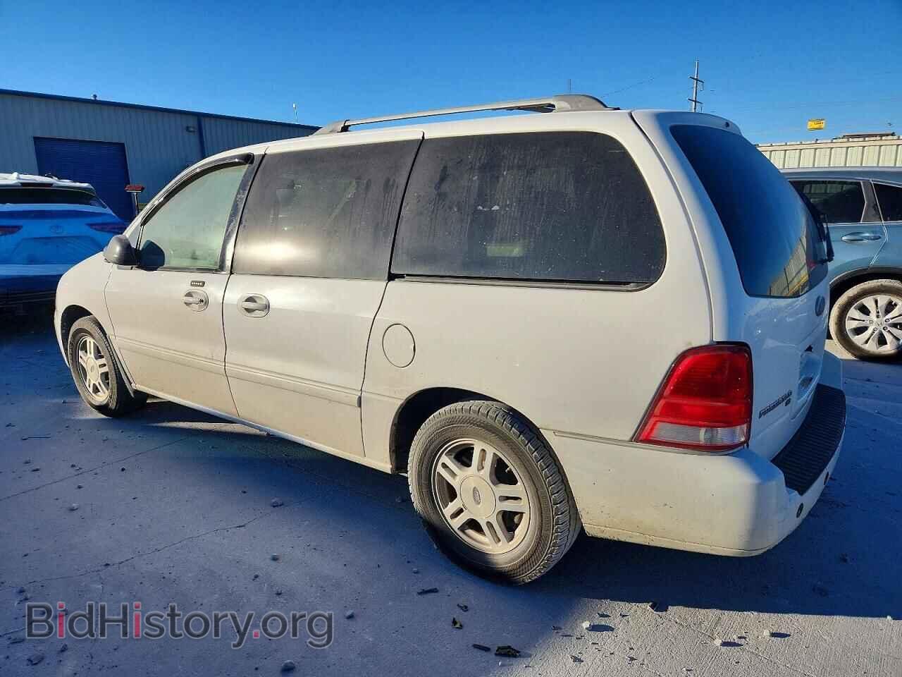 2007 FORD FREESTAR - VIN: 2FMZA52257BA18000 - Фото 2
