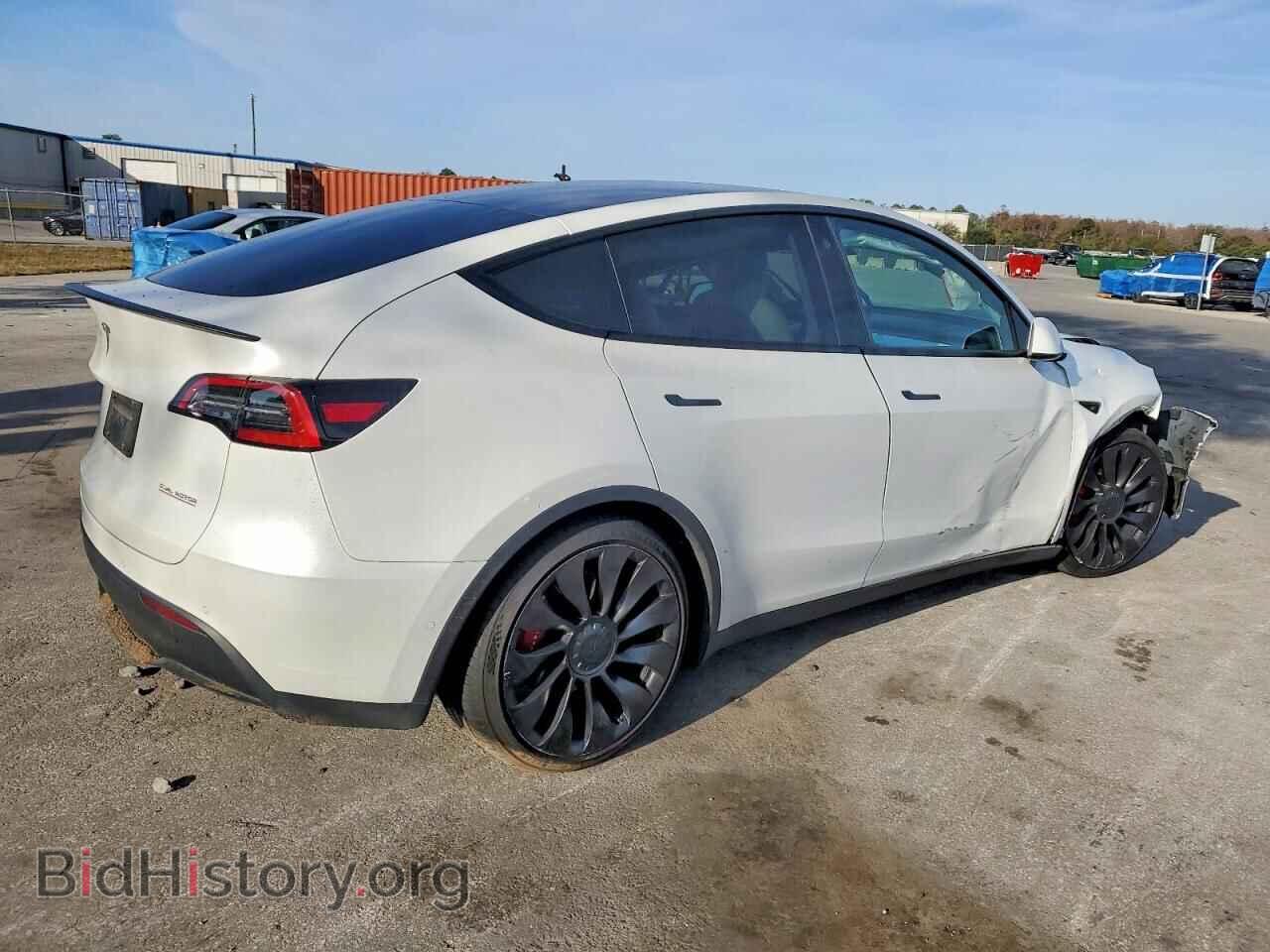 2022 TESLA MODEL Y - VIN: 7SAYGDEF8NF510420 - Фото 3