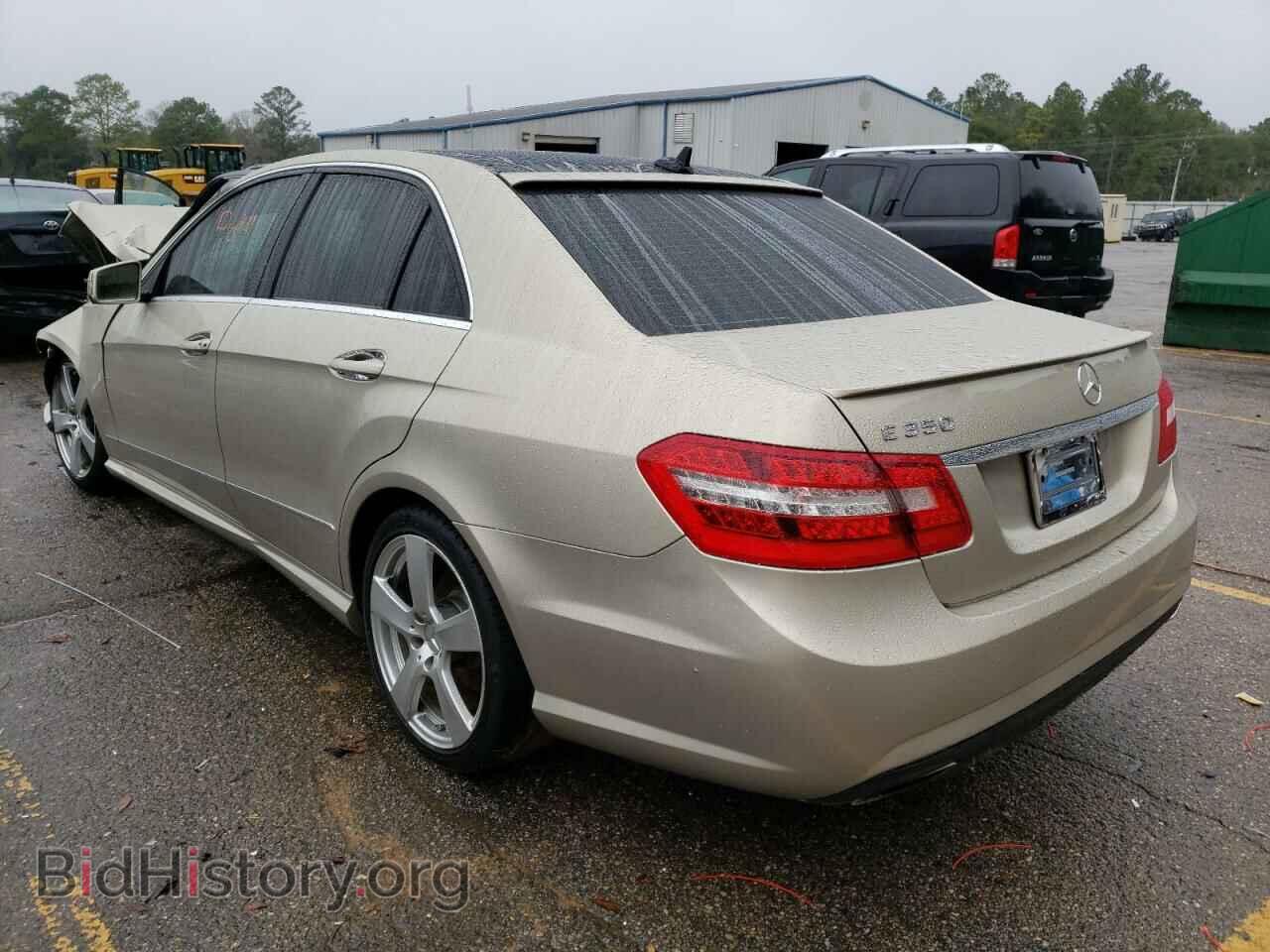 2011 MERCEDES-BENZ E-CLASS - VIN: WDDHF5GB7BA325706 - Фото 2