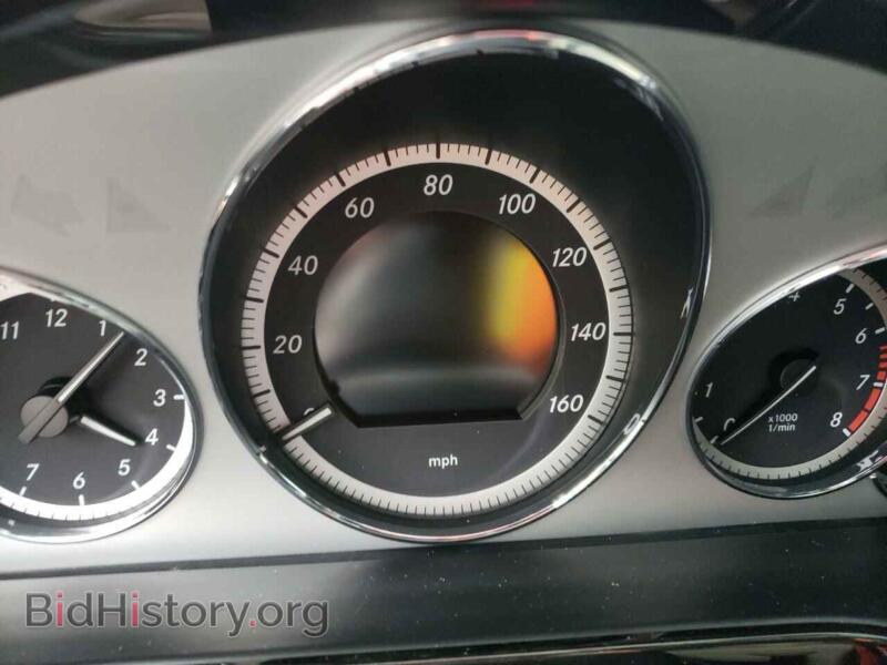 2011 Mercedes-Benz E-CLASS (VIN WDDHF5GB7BA325706) — photo 9 of 12