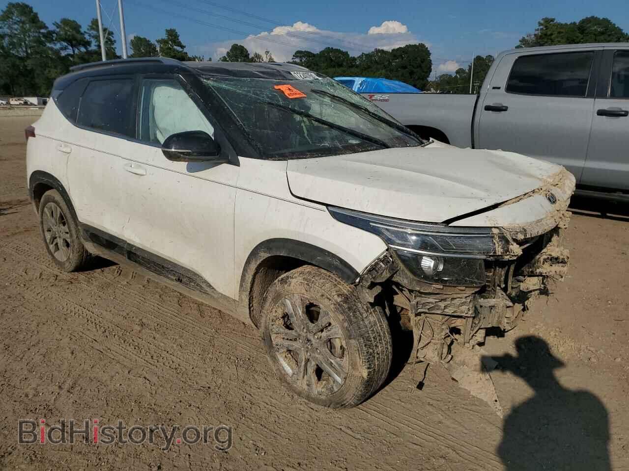 2021 KIA SELTOS - VIN: KNDEU2AAXM7111181 - Фото 4