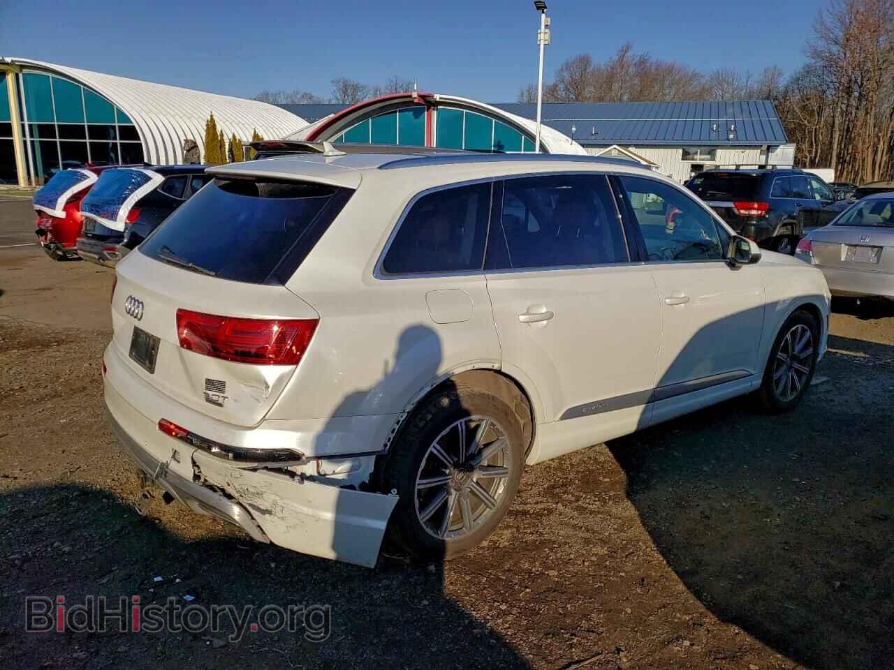 2017 AUDI Q7 - VIN: WA1VAAF75HD032728 - Фото 3