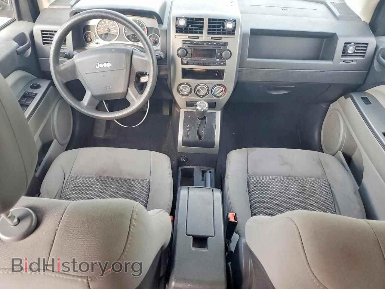 2007 JEEP COMPASS - VIN: 1J8FT47W97D110253 - Photo 8