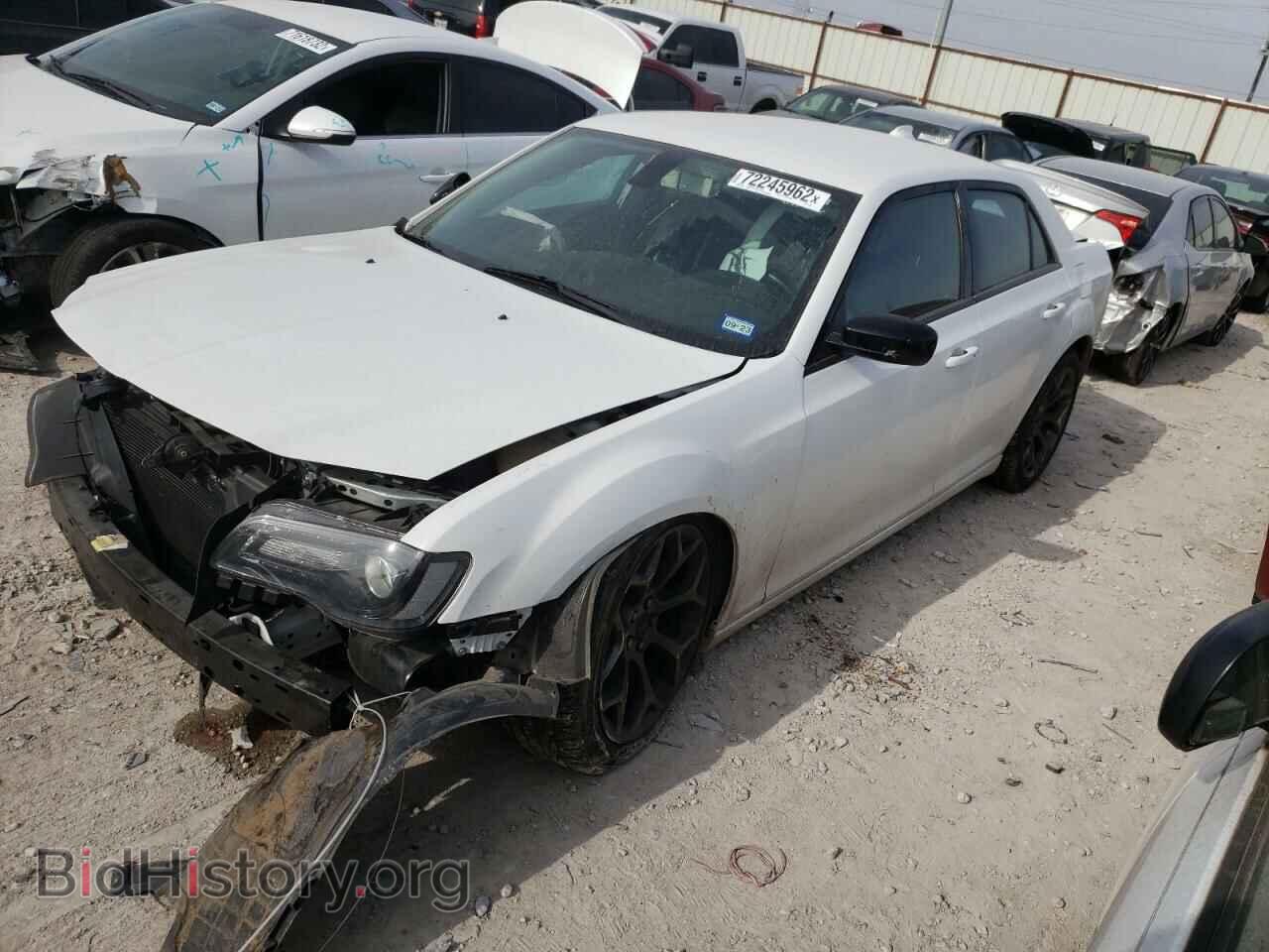 Photo 2C3CCAAG2JH320198 - CHRYSLER 300 2018