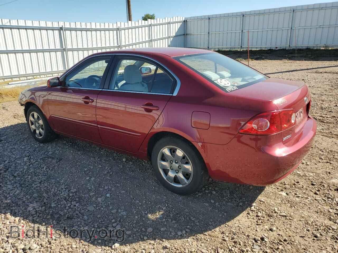 2008 KIA OPTIMA - VIN: KNAGE123885177520 - Фото 2
