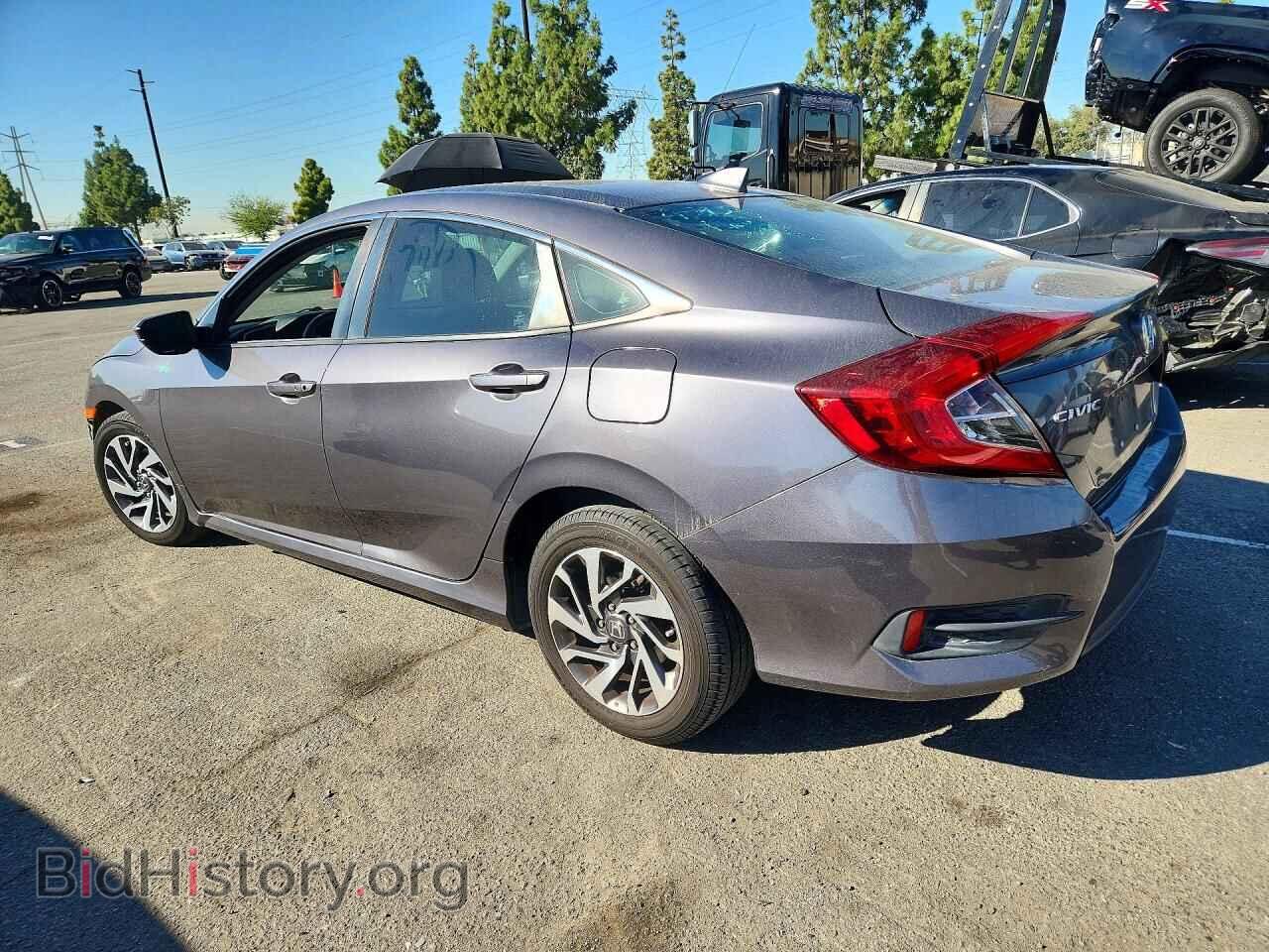 2018 HONDA CIVIC - VIN: 2HGFC2F78JH520348 - Фото 2