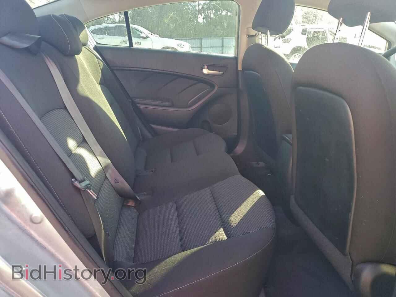 2017 KIA FORTE - VIN: 3KPFK4A7XHE019052 - Фото 10