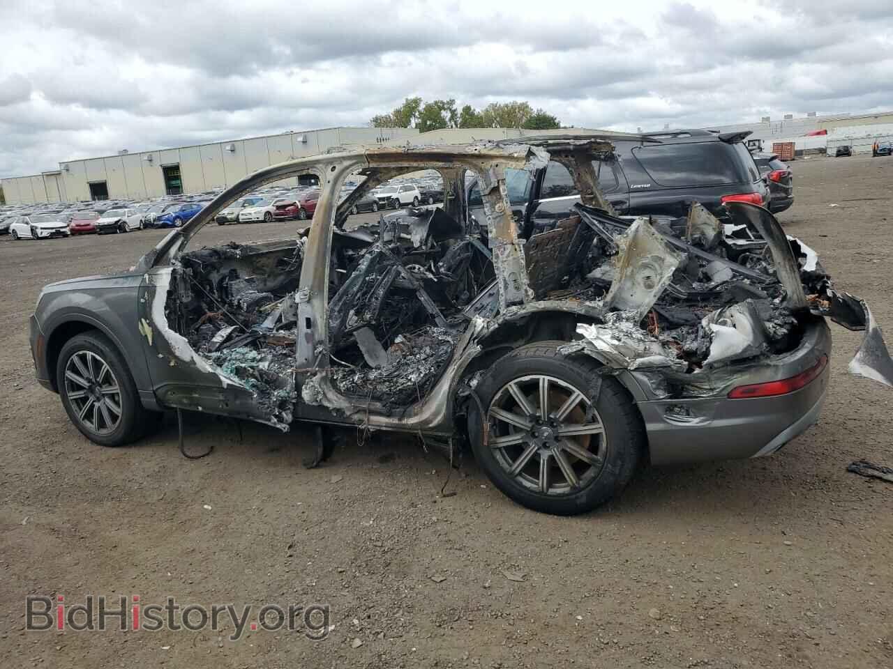 2017 AUDI Q7 - VIN: WA1VAAF72HD004109 - Фото 2