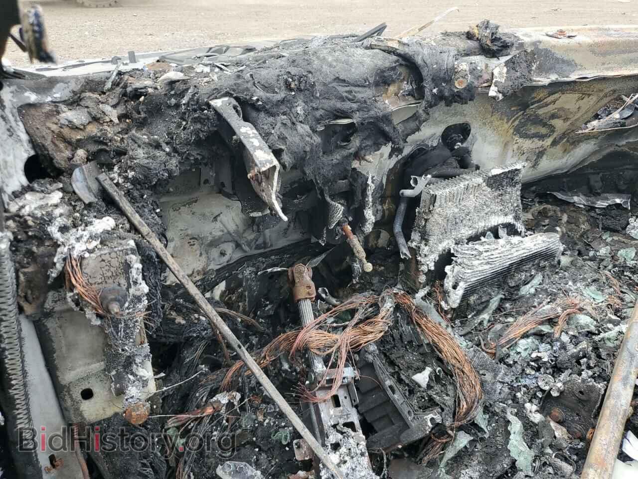 2017 AUDI Q7 - VIN: WA1VAAF72HD004109 - Фото 9