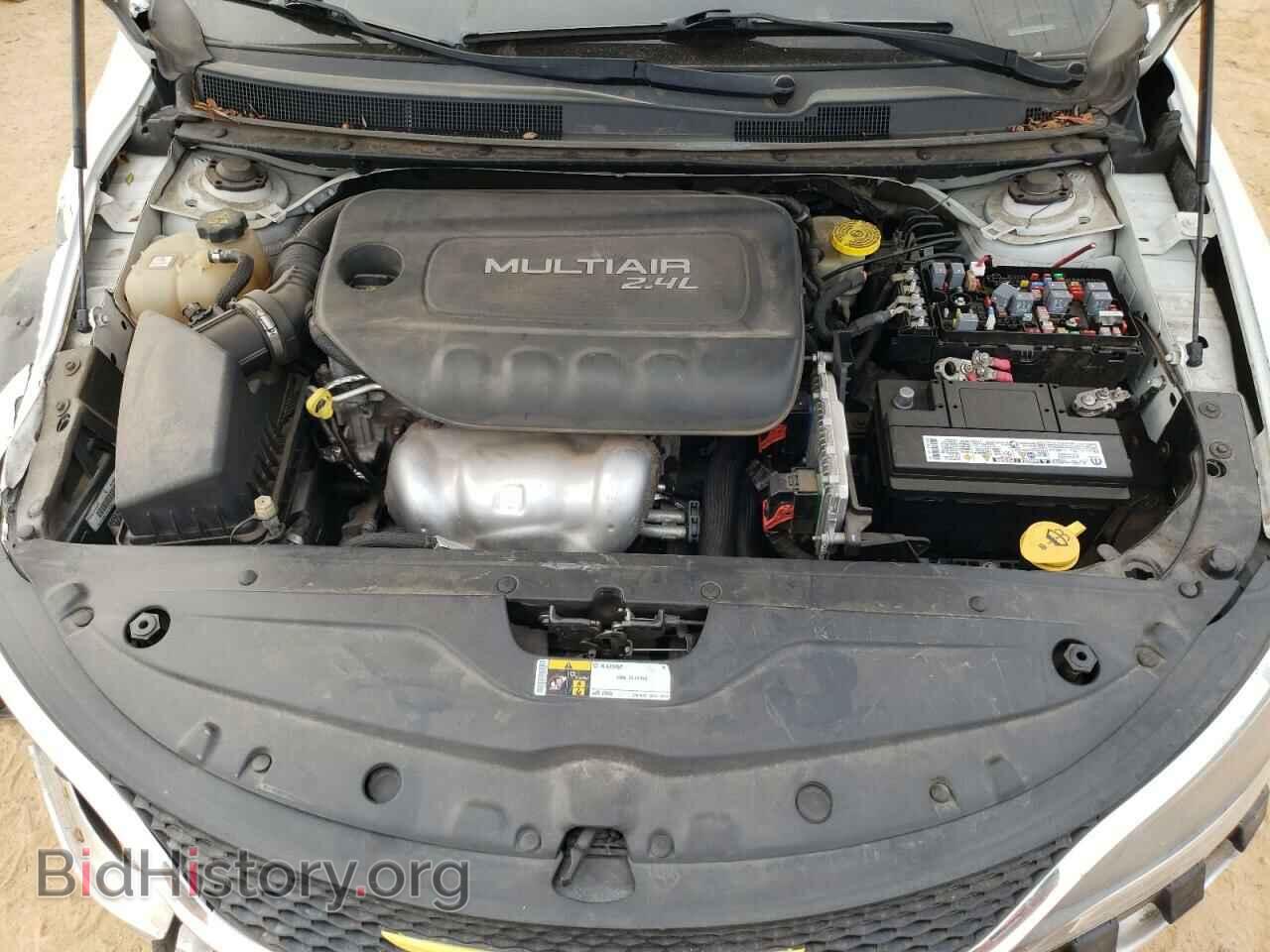 2015 CHRYSLER 200 - VIN: 1C3CCCAB7FN603226 - Фото 11