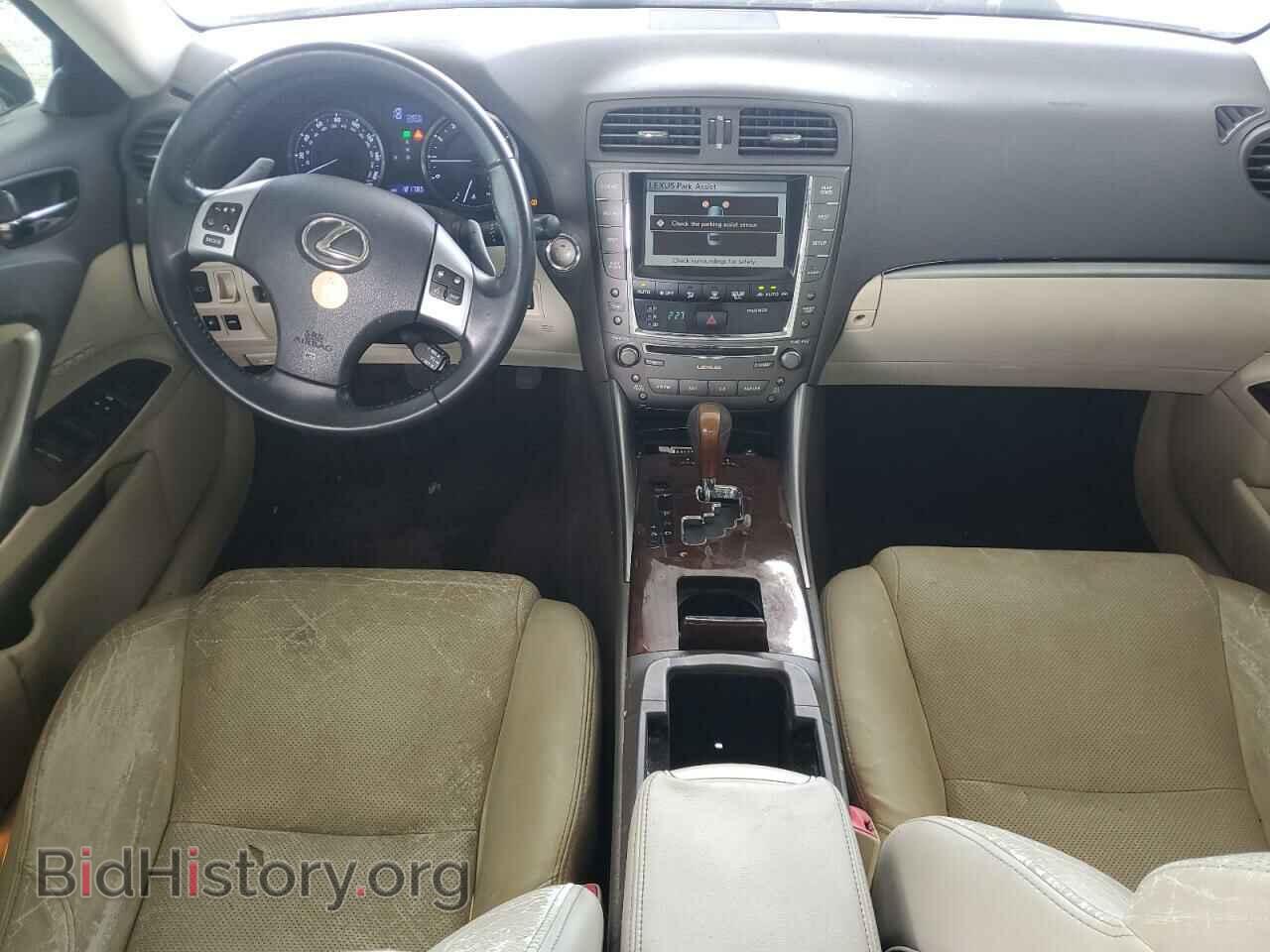 2011 LEXUS IS - VIN: JTHCE5C22B5000935 - Фото 8