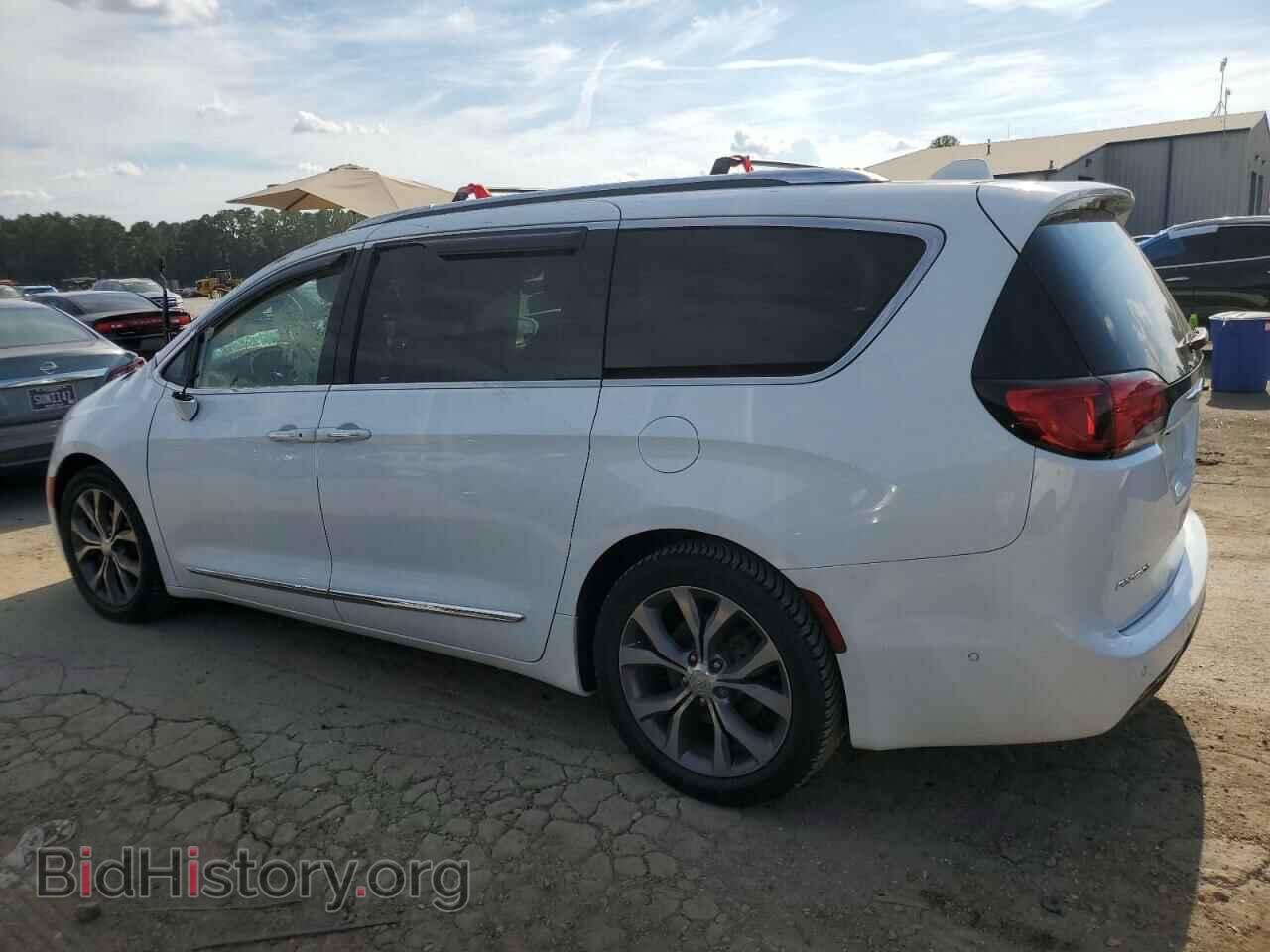 2018 CHRYSLER PACIFICA - VIN: 2C4RC1GG2JR154868 - Фото 2