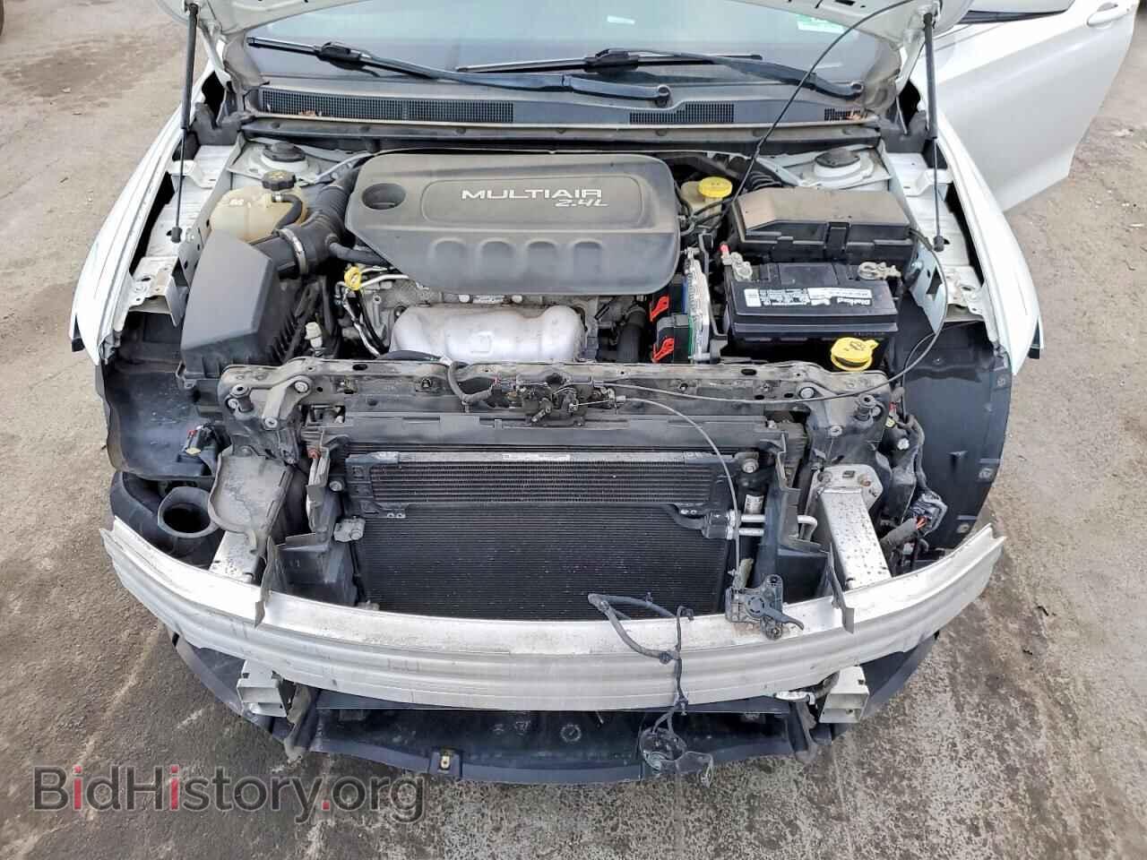 2015 CHRYSLER 200 - VIN: 1C3CCCAB0FN568934 - Фото 11