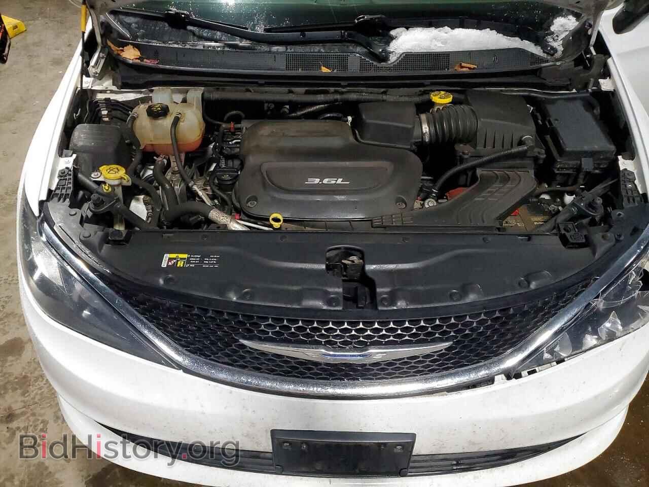 2017 CHRYSLER PACIFICA - VIN: 2C4RC1DGXHR621307 - Фото 12