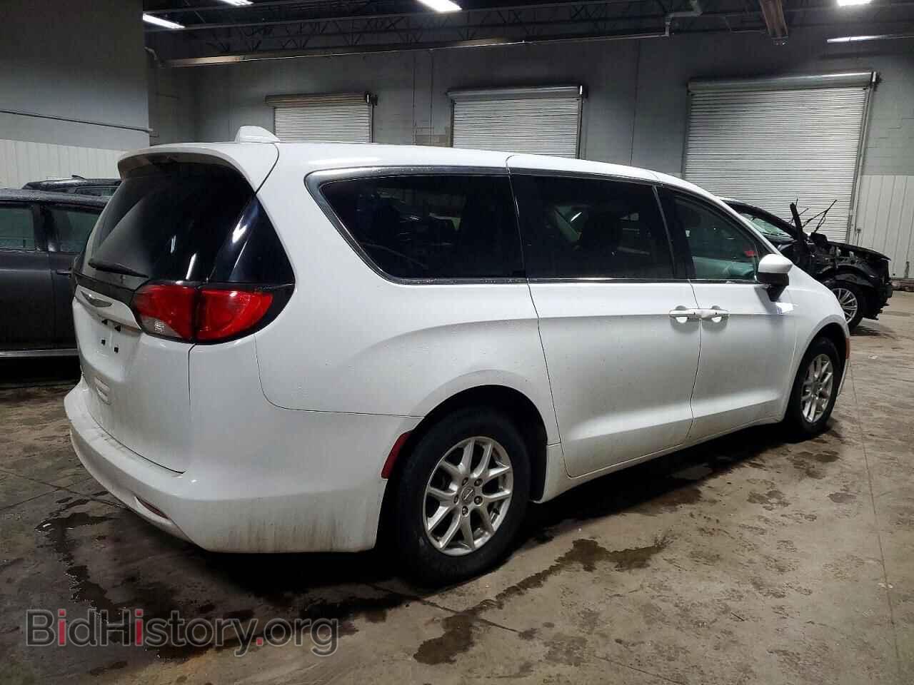 2017 CHRYSLER PACIFICA - VIN: 2C4RC1DGXHR621307 - Фото 3