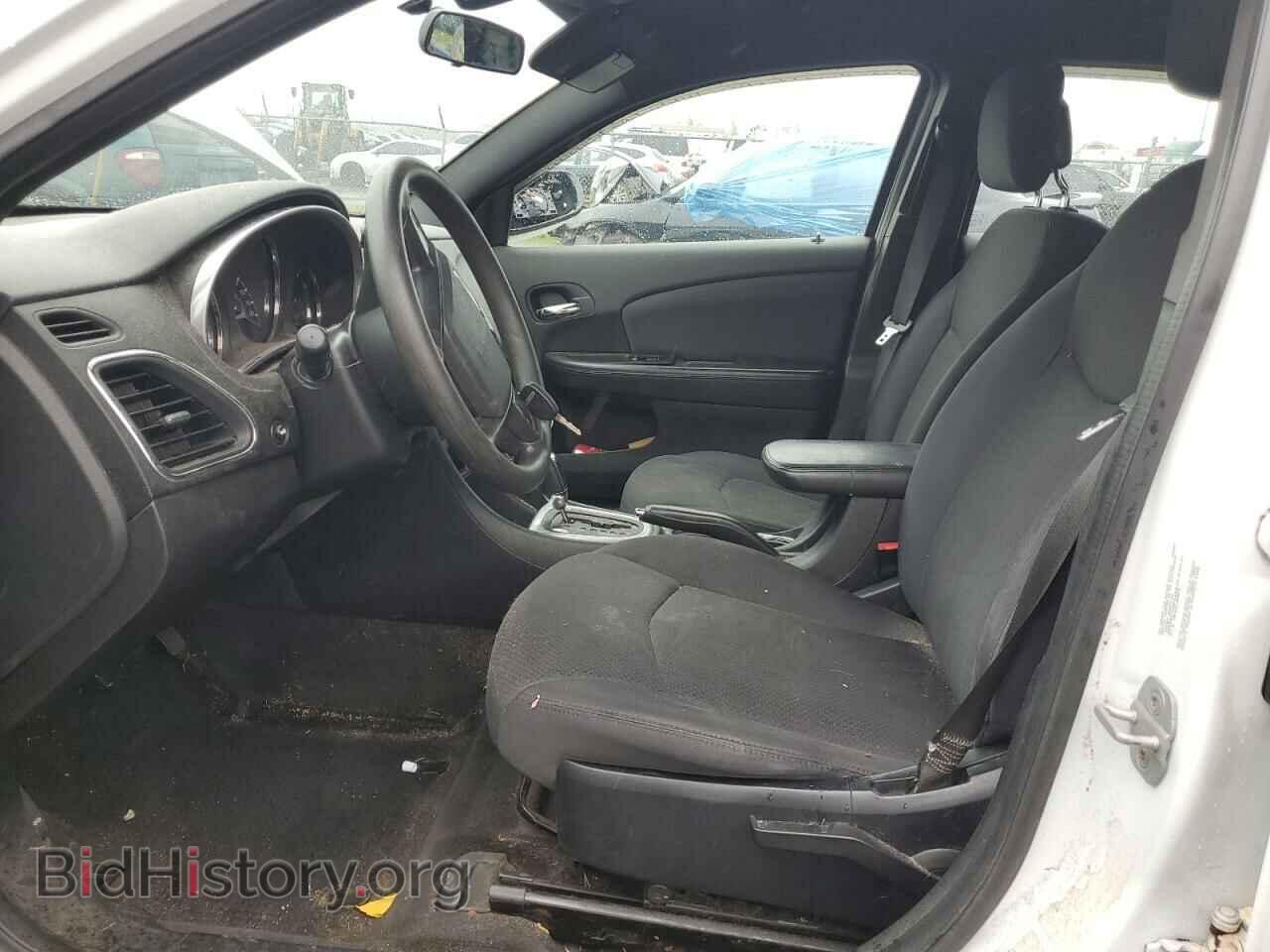 2012 CHRYSLER 200 - VIN: 1C3CCBAB1CN317765 - Фото 7