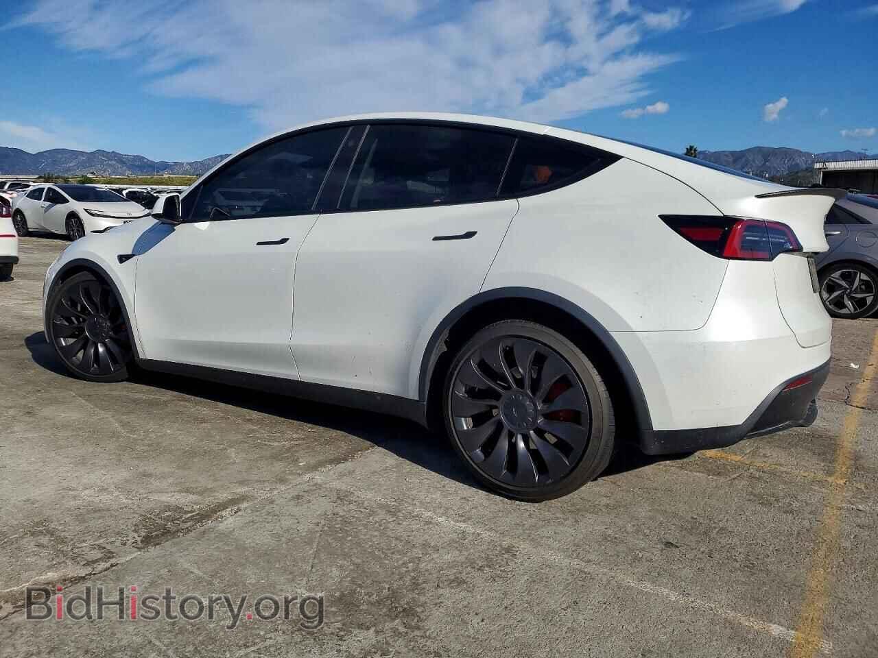 2023 TESLA MODEL Y - VIN: 7SAYGDEF3PF784465 - Фото 2