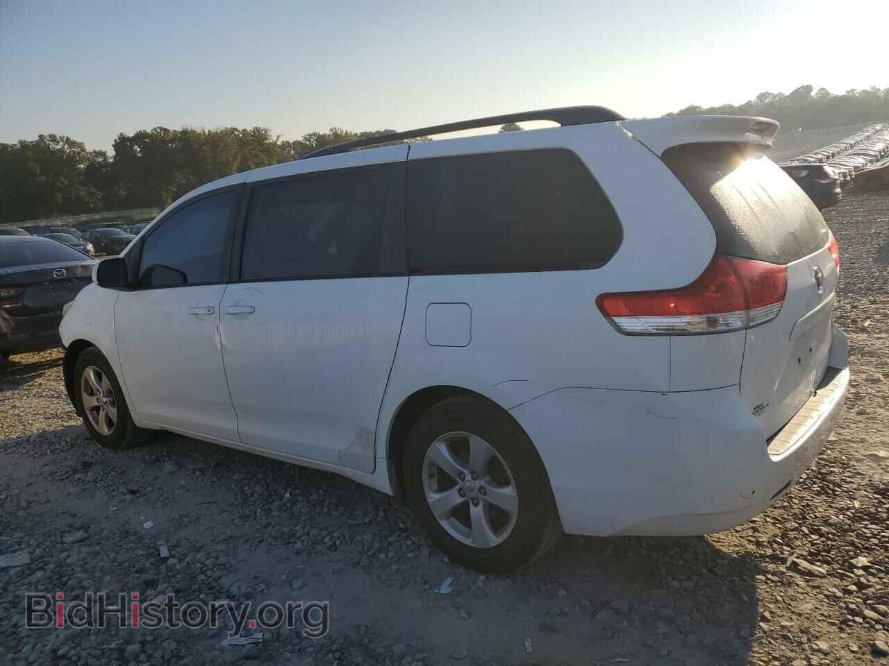 2011 TOYOTA All Models - VIN: 5TDKK3DC4BS030711 - Photo 2
