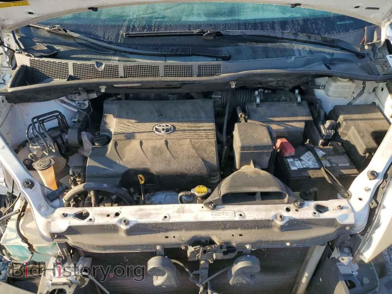 2011 TOYOTA All Models - VIN: 5TDKK3DC4BS030711 - Photo 12