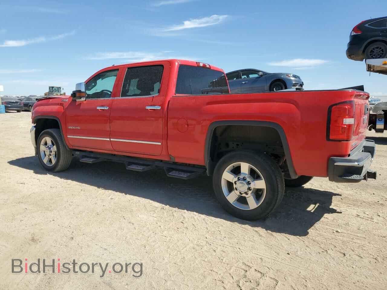 2016 GMC SIERRA - VIN: 1GT12TE8XGF196633 - Фото 2
