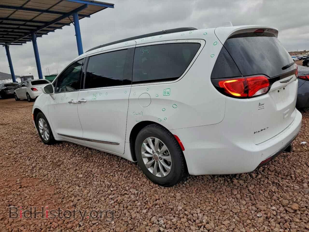 2017 CHRYSLER PACIFICA - VIN: 2C4RC1BG0HR505892 - Photo 2